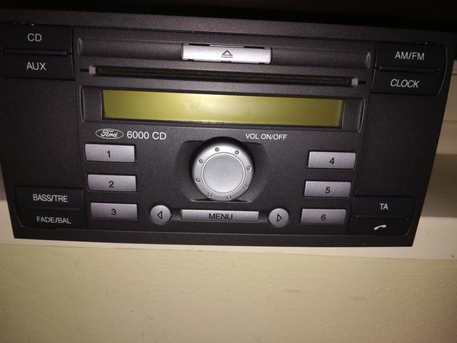 Autoradio Ford 6000 cd prodajem
