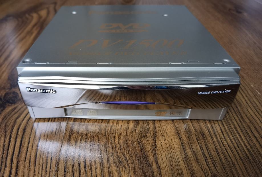 DVD player za auto Panasonic CXDV1500, novo, zapakirano...