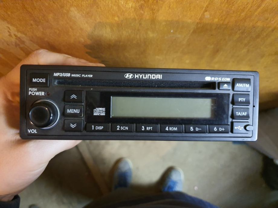 Hyundai radio