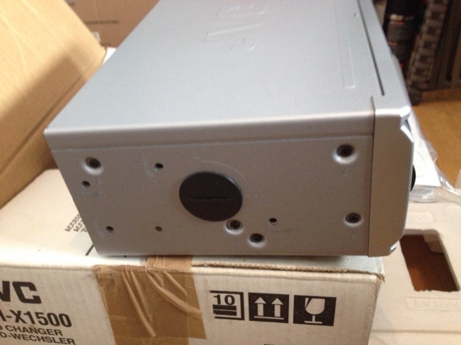 JVC CHX1500 mp3 cd changer 12cd