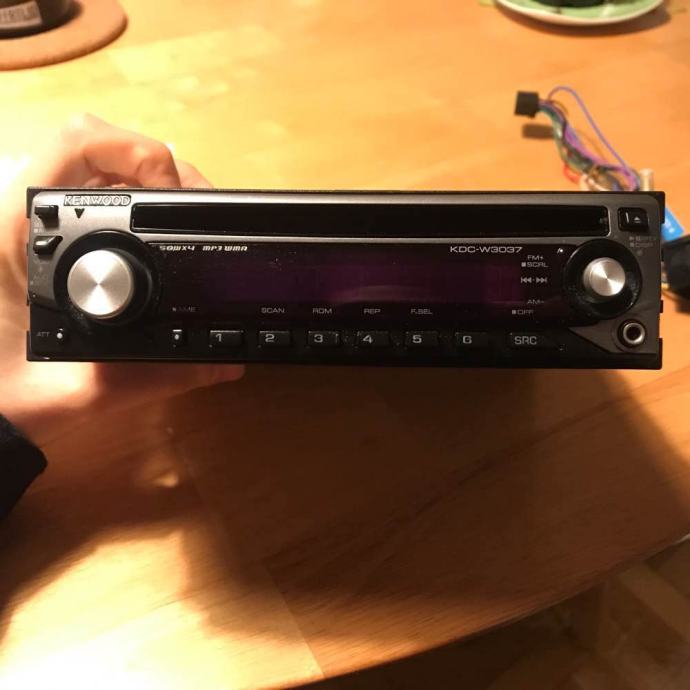 Kenwood auto radio CD player