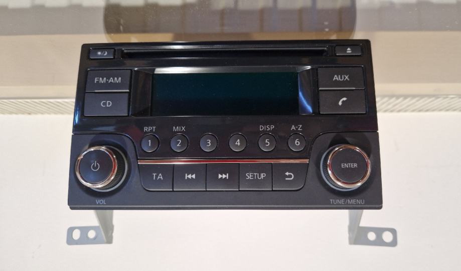 Original auto radio Nissan Juke