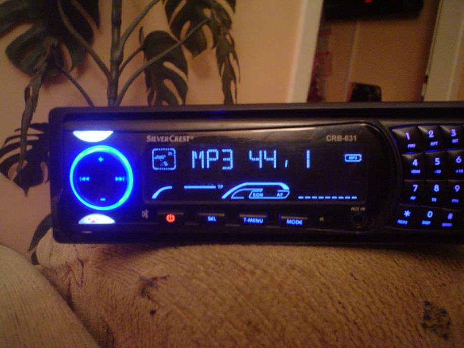 SilverCrest autoradio cd,aux,mp3,SD cart,USB , Bluetooth 4x45w