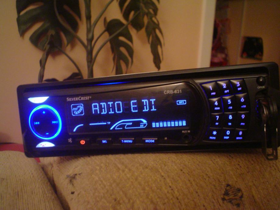 SilverCrest autoradio cd,aux,mp3,SD cart,USB , Bluetooth 4x45w