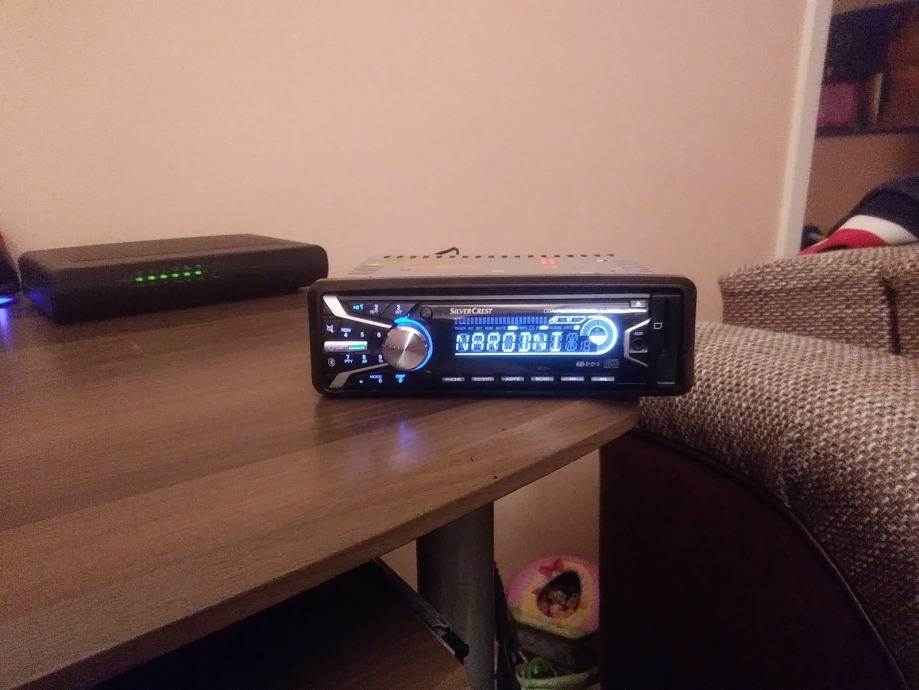 SilverCrest autoradio cd,MP3,aux,Sd Cart,USB,BLUETOOTH 4x45w