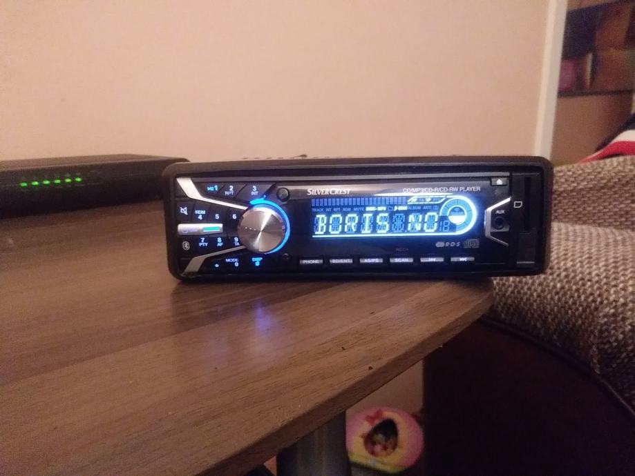 SilverCrest autoradio cd,MP3,aux,Sd Cart,USB,BLUETOOTH 4x45w