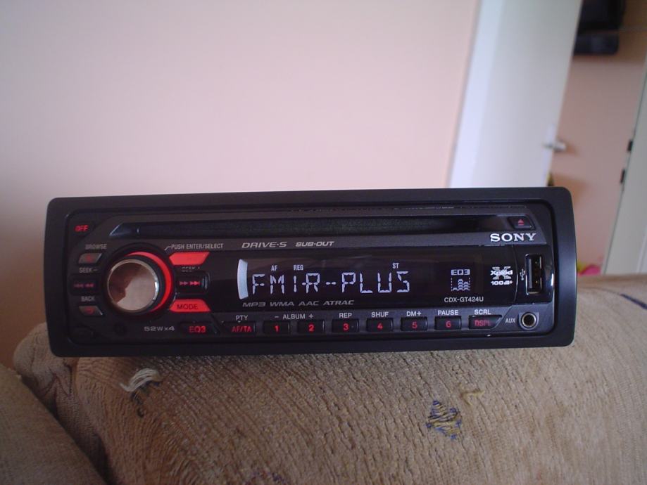 SONY autoradio cd,wma,aux,mp3,USB
