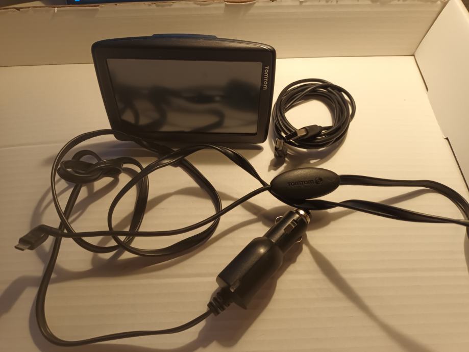 TomTom auto navigacija, model 4EQ50 Z1230