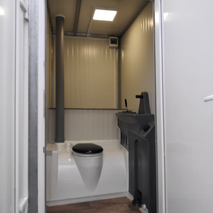 Prikolica pokretni WC evolution