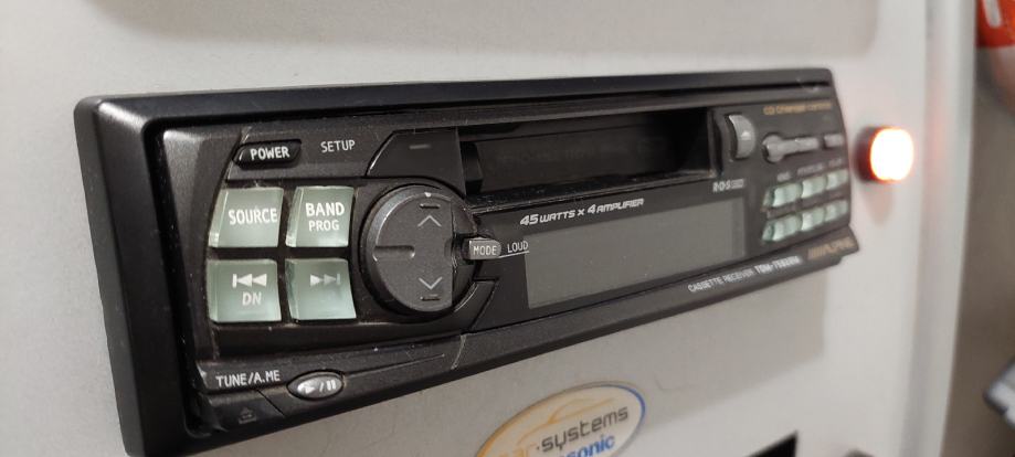 AUTORADIO ALPINE TDM-7582RM