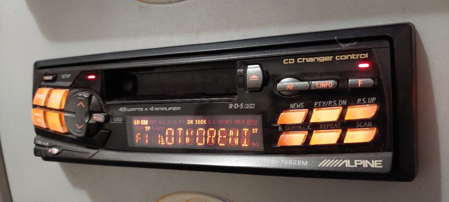 AUTORADIO ALPINE TDM-7582RM