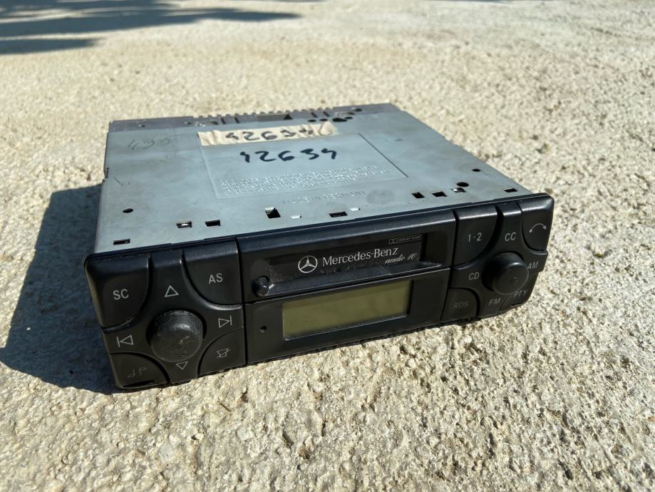 Mercedes Becker audio 10 radio