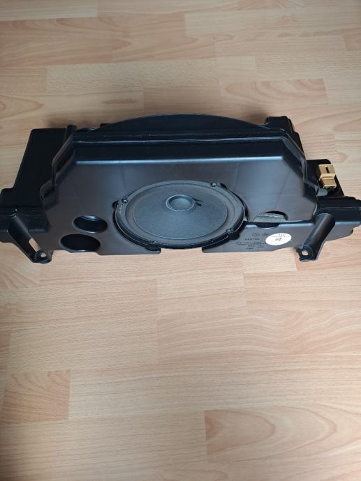 Enceinte Subwoofer AUDI A5 8W6 2.0 TFSI 140Kw - Réf. 8W6035412 - Modèle 2017 - Occasion Fonctionnel