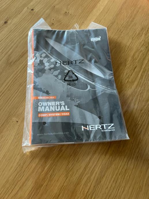 Hertz HX300 1200W auto subwoofer