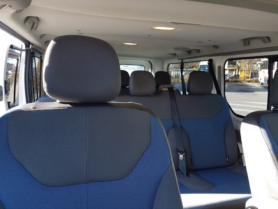 Renault trafic салон