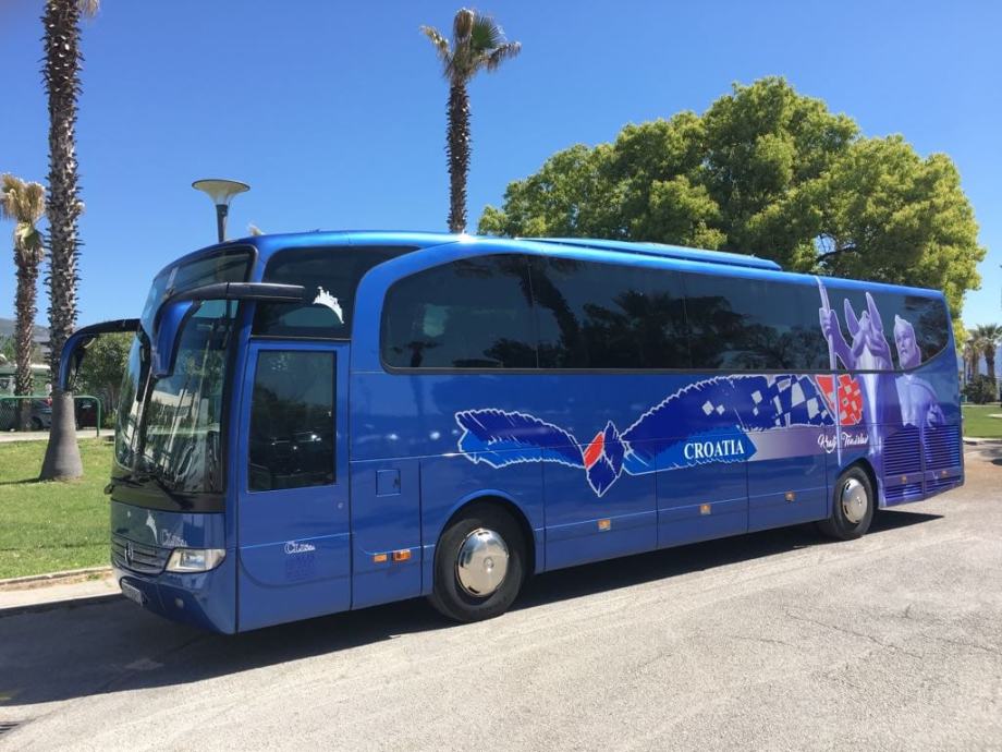 Mercedes Travego O 580 15 RHD 2001 God mercedes-travego-o-580-15-rhd-2001-god