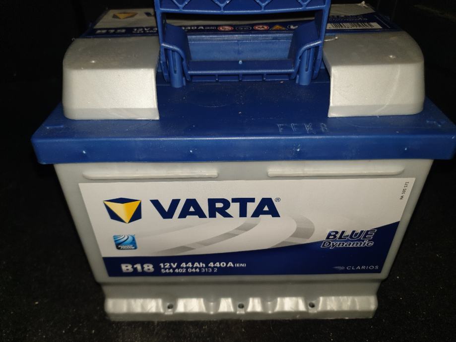 Akumulator Varta B18 12V 44Ah 440A