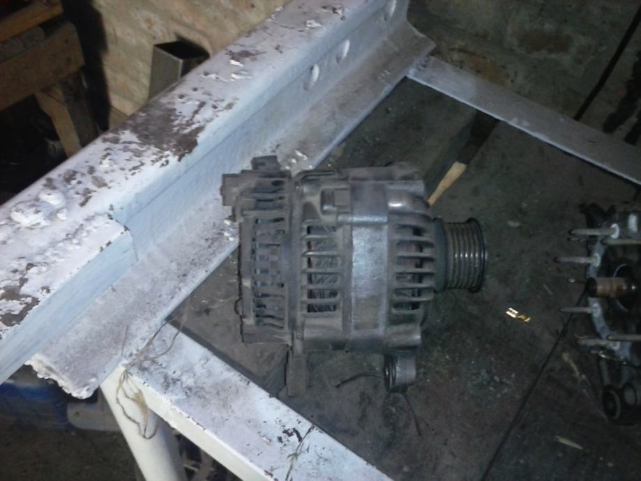 Alternator za golfa 3