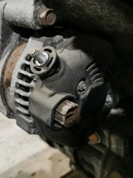 Alternator Kia Sportage 2.0 crdi 2014