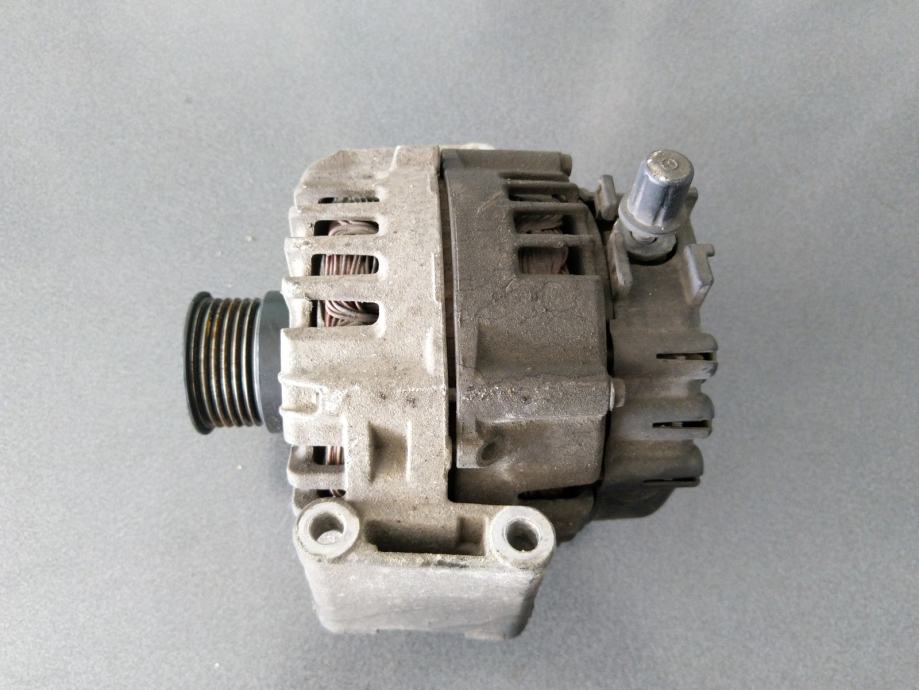 Alternator Mercedes CDI A0009067702