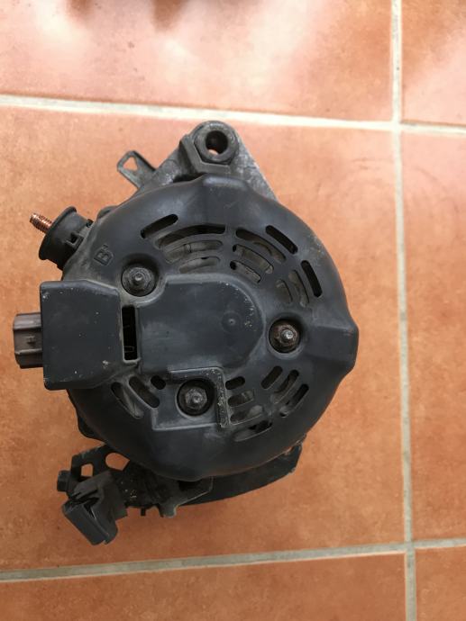 ALTERNATOR TOYOTA YARIS 2