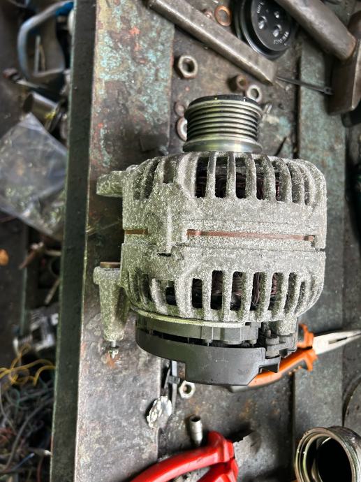 Alternator vw,golf 5,skoda,audi