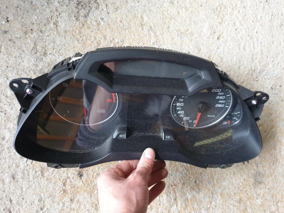 Audi A4 A5 2008 2011 INSTRUMENT TABLA / KILOMETAR SAT ZA DIESEL