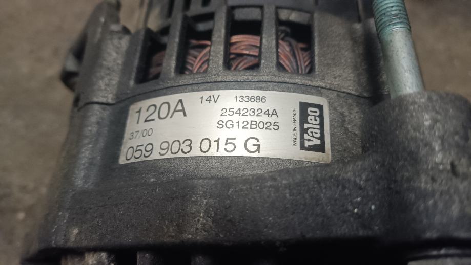 AUDI A4 A5 A6 Q5 VOLKSWAGEN BEETLE GOLF (2008-2016) ALTERNATOR BRAND NEW VALEO GENUINE 06H 903 016 main image 1
