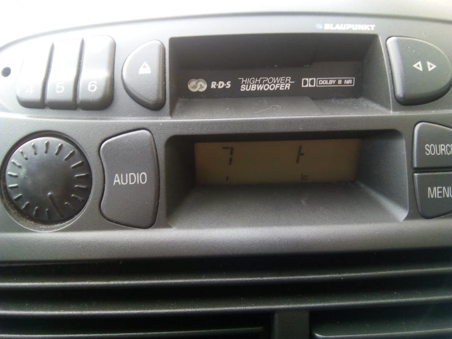 Blaupunkt autoradio kasetofon Fiat Punto 2 2006.g