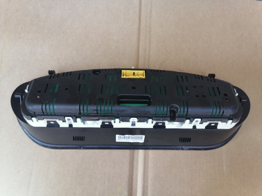 Citreon C5 instrument tabla