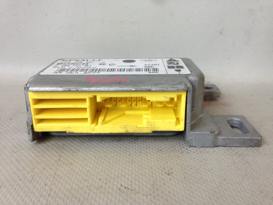 Calculateur Airbag Bosch 0285001157 (ref 7700428310A) Pour Renault Clio 2 Phase 1 - Occasion Bon état
