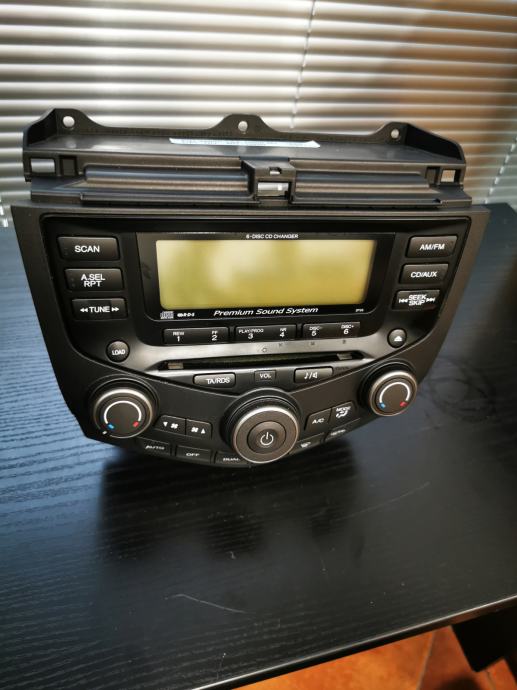 Honda Accord Premium sound radio