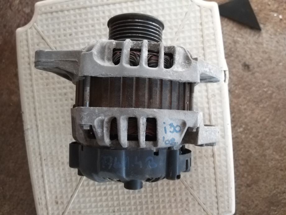 HYUNDAI i30 ALTERNATOR