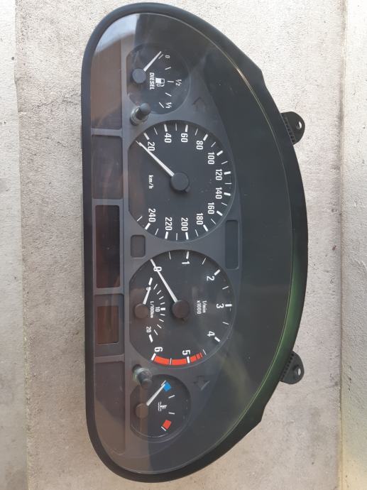 Instrument tabla bmw e46 dizel automatik
