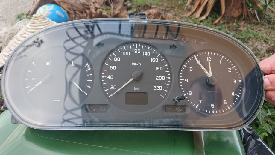 Instrument tabla Renault Megane 1