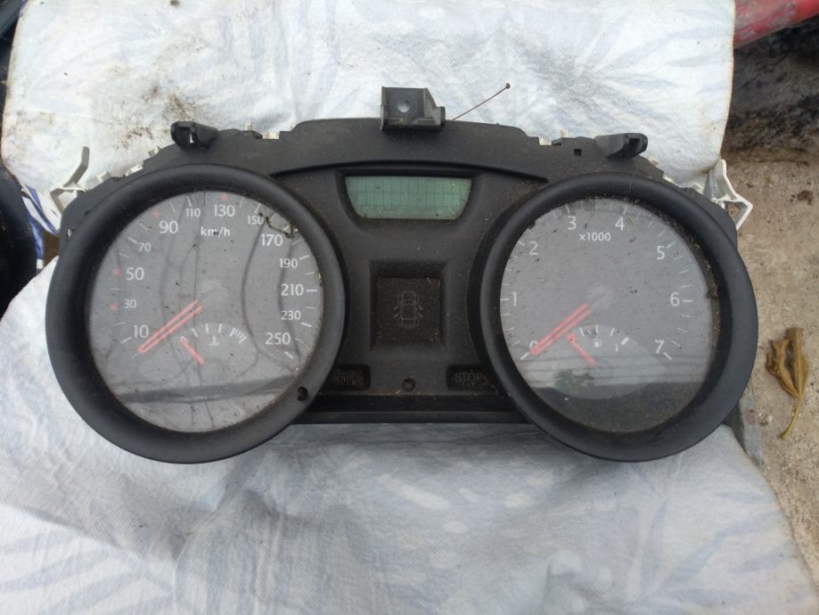 Instrument tabla renault megane 2