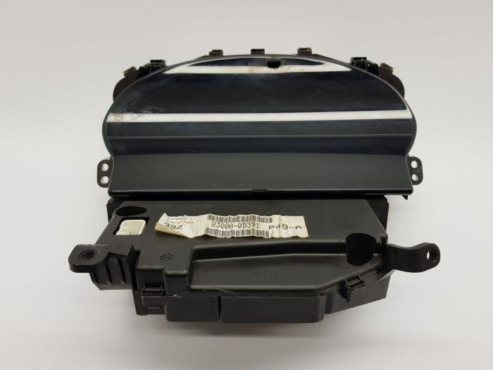 Instrumentna tabla Toyota Yaris 838000D391