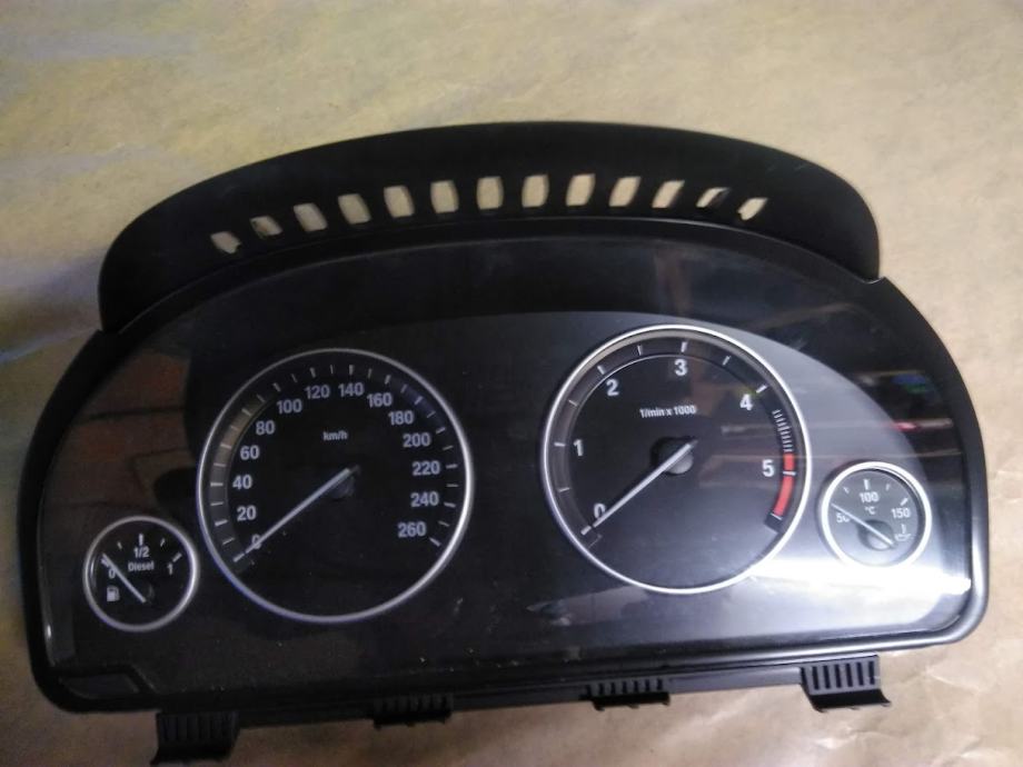 kilometar sat instrument tabla Bmw X3 F25 Bmw 5 F10 F11 2010 2015g