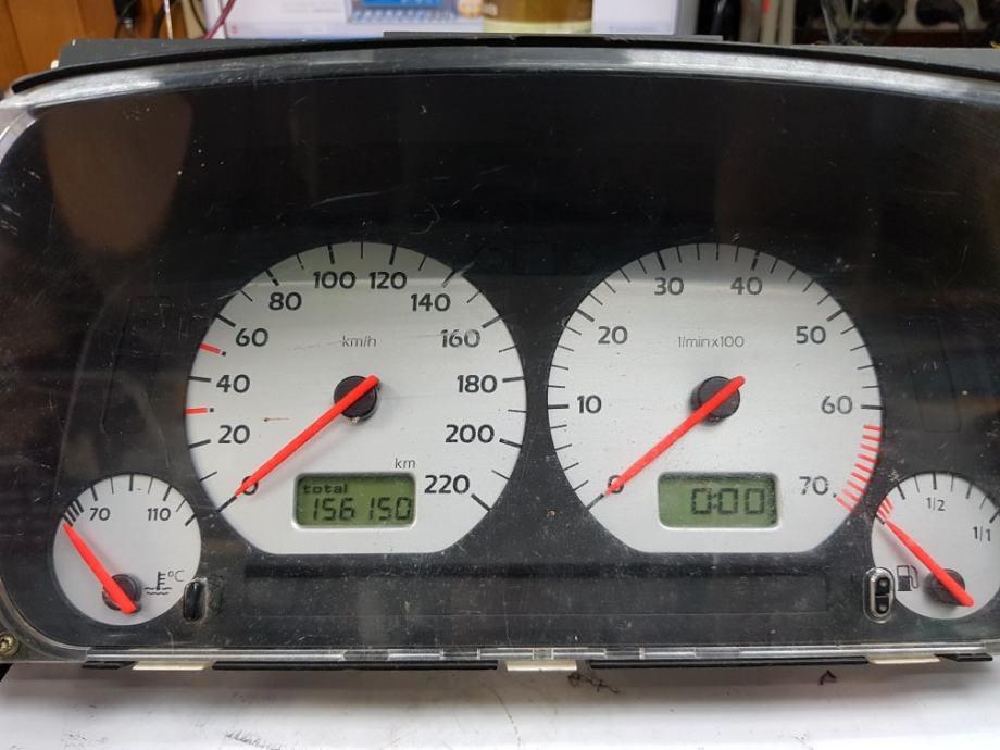 KILOMETAR SAT INSTRUMENT TABLA TACHO GOLF 3