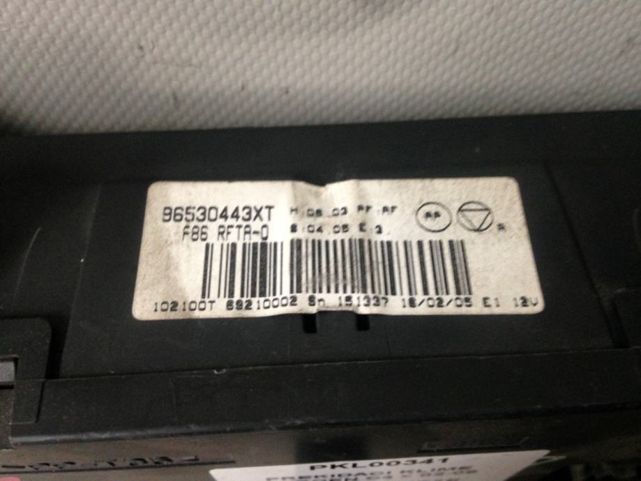 Commande Climatisation Pour Citroën C3 2002 - Référence 96530443XT, Pièce D'occasion