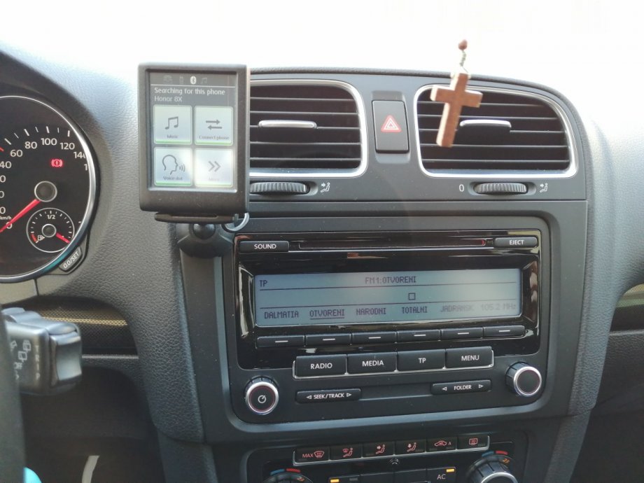 RCD 310 VW  original sa Bluetooth centralom, displayem i mikrofonom