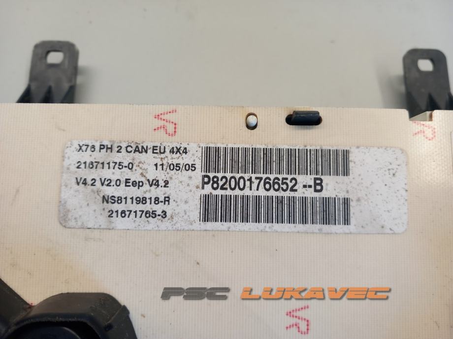 RENAULT KANGOO INSTRUMENT TABLA KANGOO KILOMETAR SAT 8200176652B