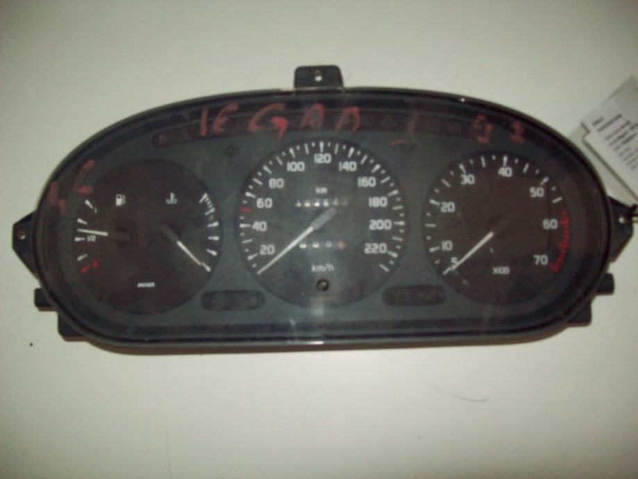 Renault Megane I [9603] 1.4 Instrument tabla 7700839644