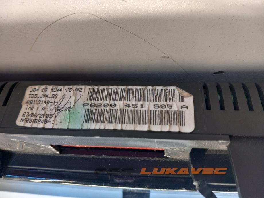 RENAULT SCENIC 2 INSTRUMENT TABLA 8200451505A