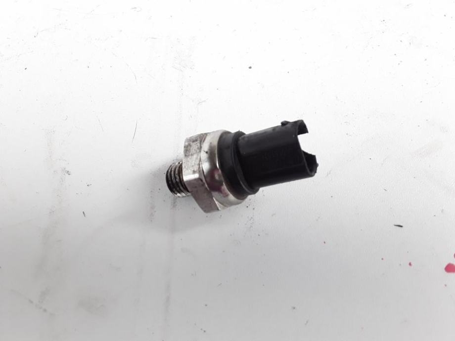 A0061536028 mercedes датчик