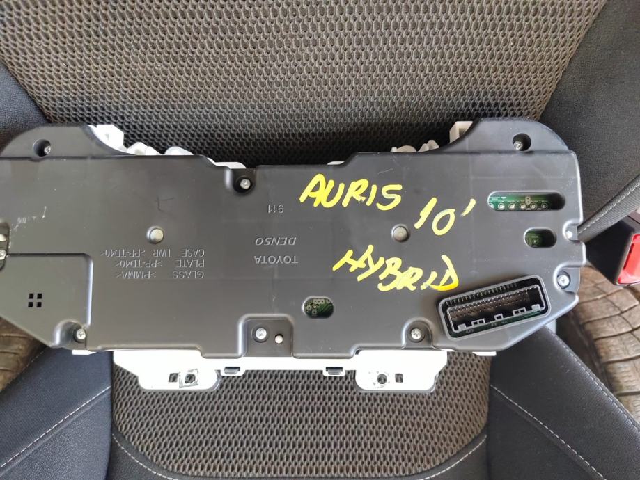 Toyota Auris 2010g Hibrid Instrument tabla
