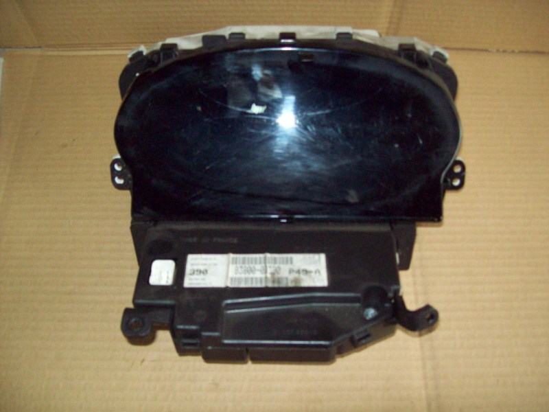 Toyota Yaris 2001 1.0 instrument tabla 838000D390