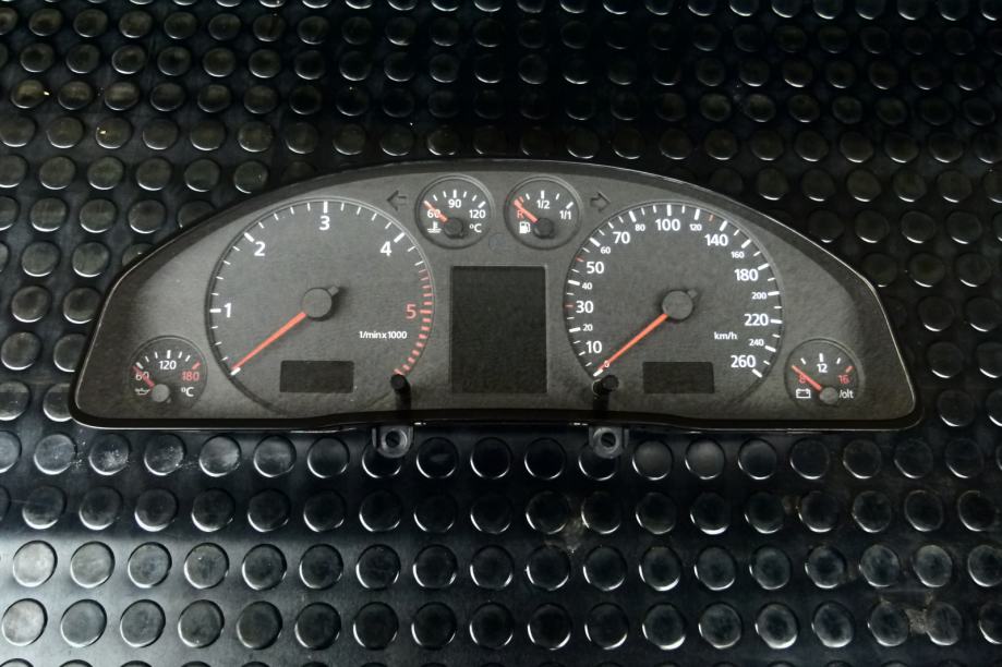 VDO Instrument tabla (satovi) Audi A4 B5 9900