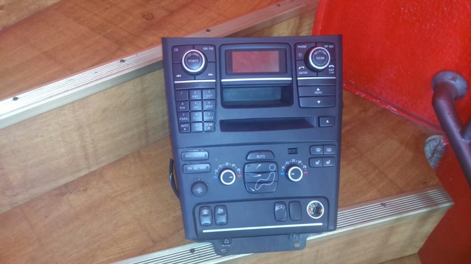 Volvo radio XC90