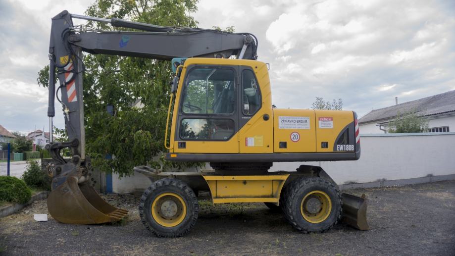 Volvo ew 180